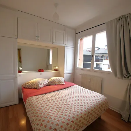 Apartment Paradise Near Downtown & Free Parking - Local Bike *