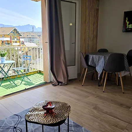 Paradise Near Downtown & Free Parking - Local Bike Annecy