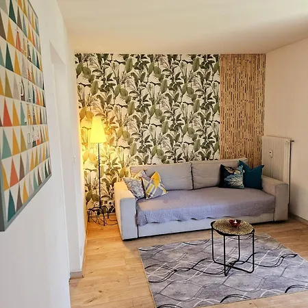 Apartment Paradise Near Downtown & Free Parking - Local Bike Annecy